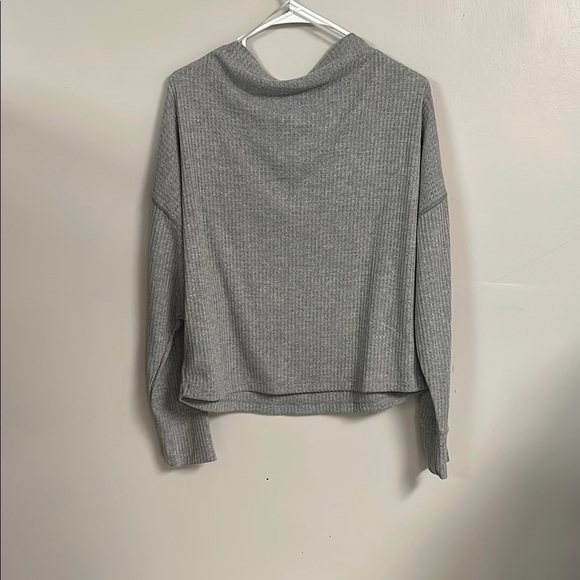 Paper Crane Gray Dolman Sleeve Crop Sweatshirt - Picture 4 of 4